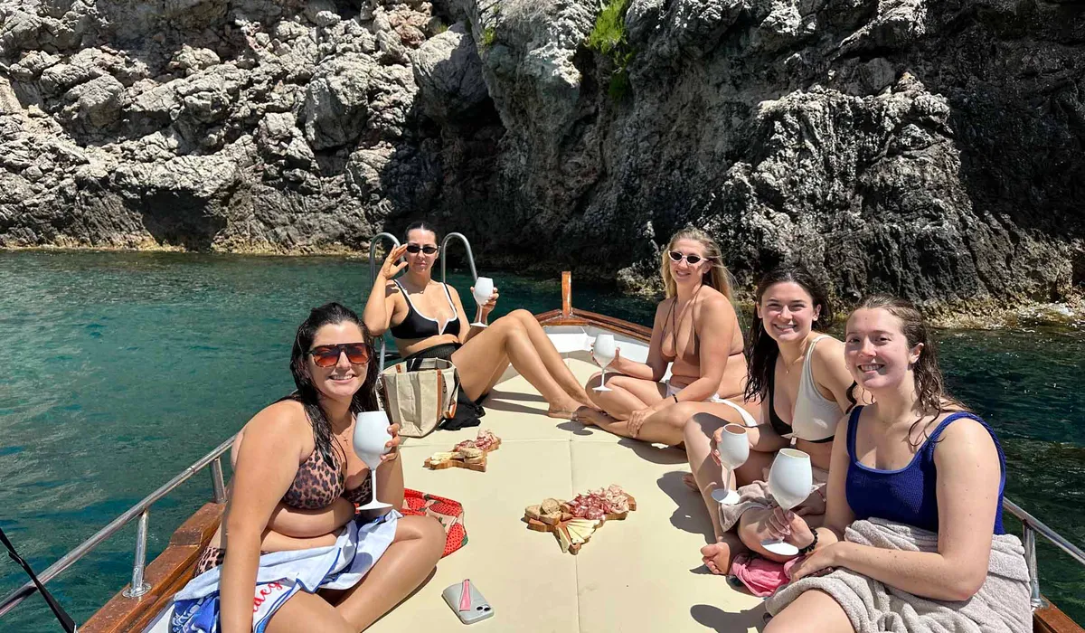 Taormina Boat Tour with Wine Tasting and Sicilian Specialities